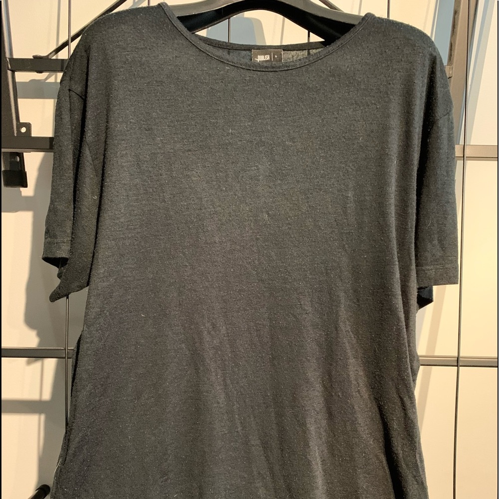 Publish long tee bib cut